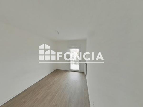 Location Appartement 3 pièces 68.8 m² - RUE LEO LAGRANGE Noisy Le Sec 93130