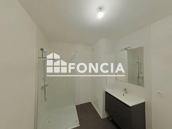 Location Appartement 3 pièces 68.8 m² - RUE LEO LAGRANGE Noisy Le Sec 93130