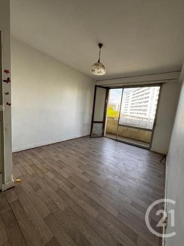 Appartement T6 à vendre  7 pièces - 137 m2 ST QUENTIN - 02