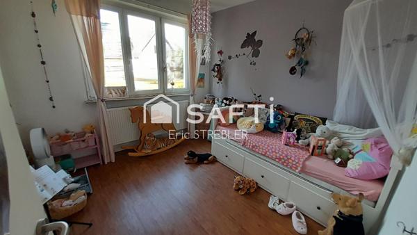 MAISON OU IL FAIT BON VIVRE, JARDIN AU CALME, BIEN SITUEE