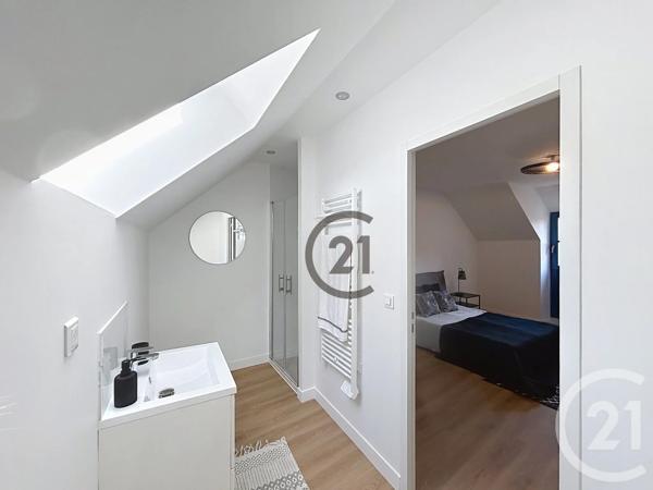 Maison à vendre  6 pièces - 135 m 2   GUERANDE  - 44