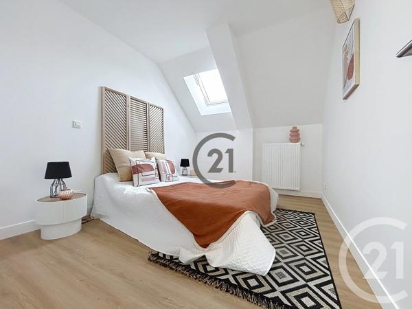Maison à vendre  6 pièces - 135 m 2   GUERANDE  - 44