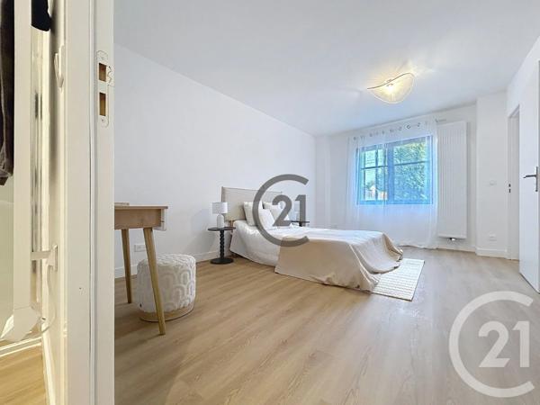 Maison à vendre  6 pièces - 135 m 2   GUERANDE  - 44