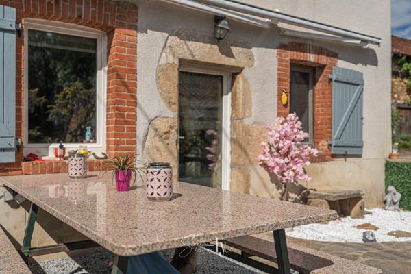Maison
         4 pièces
        - 90 m² Exclusivité 139 900 € *
