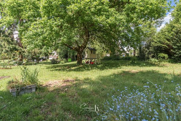 Maison
         4 pièces
        - 90 m² Exclusivité 139 900 € *