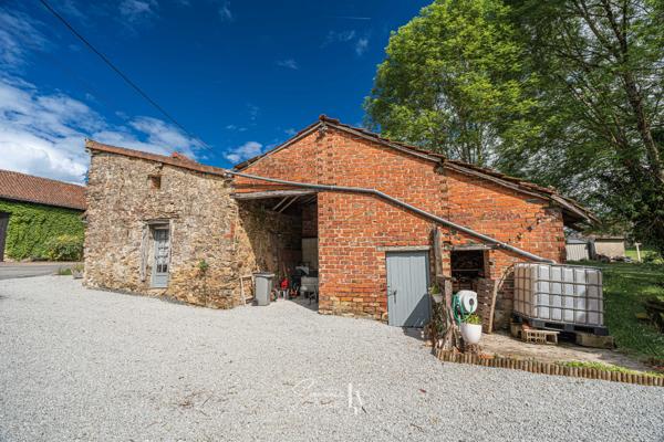 Maison
         4 pièces
        - 90 m² Exclusivité 139 900 € *