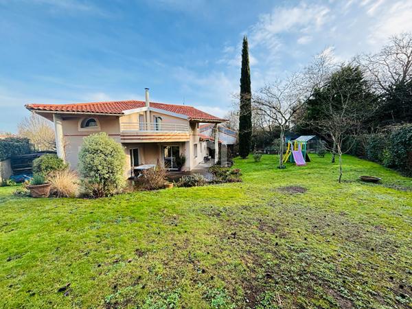 Maison Bouguenais 7 pièce(s) 155.48 m2