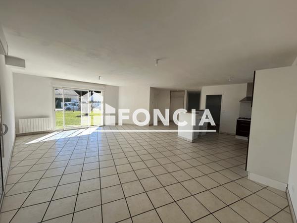 Location Maison 4 pièces 123.36 m² - 21 RUE GARCEAU Bussac Foret 17210