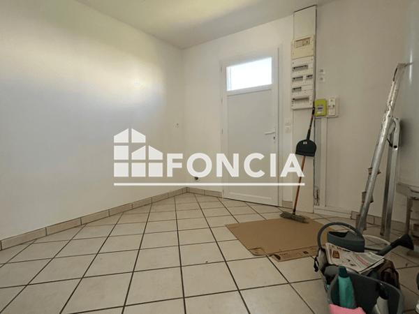 Location Maison 4 pièces 123.36 m² - 21 RUE GARCEAU Bussac Foret 17210