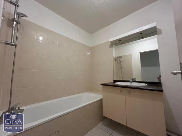 Appartement à vendre 2 pièces 46.58m² Billère (64140)