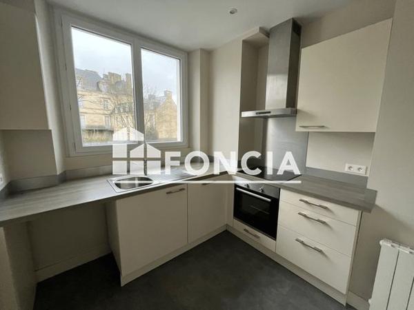 Location Appartement 3 pièces 77.09 m² - 2EME ETAGE Vannes 56000