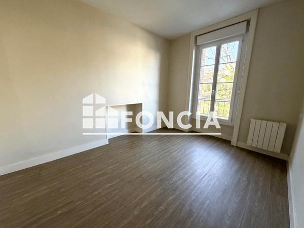 Location Appartement 3 pièces 77.09 m² - 2EME ETAGE Vannes 56000