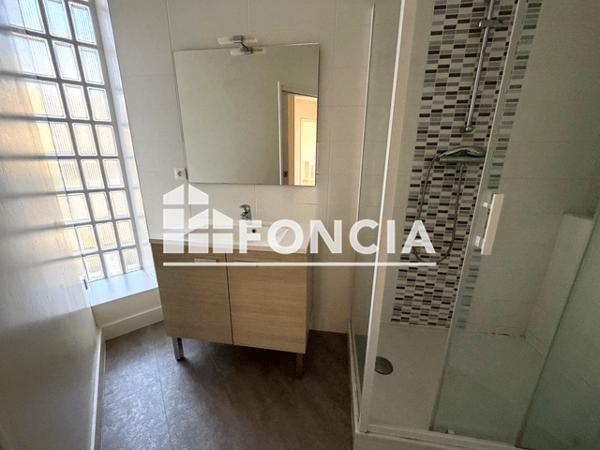 Location Appartement 3 pièces 77.09 m² - 2EME ETAGE Vannes 56000