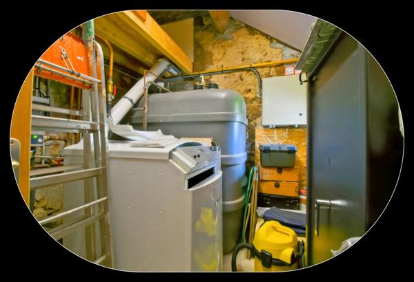 Maison de caractère à vendre 7 pièces MAISONNAIS (18)