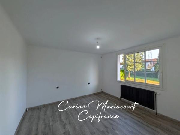 Maison familiale 7 pièces – 153 m² – 4 chambres – Terrain 1 650 m² – Proche Saint-Maixent-l'École (79) – Pompe à chaleur & panneaux solaires
