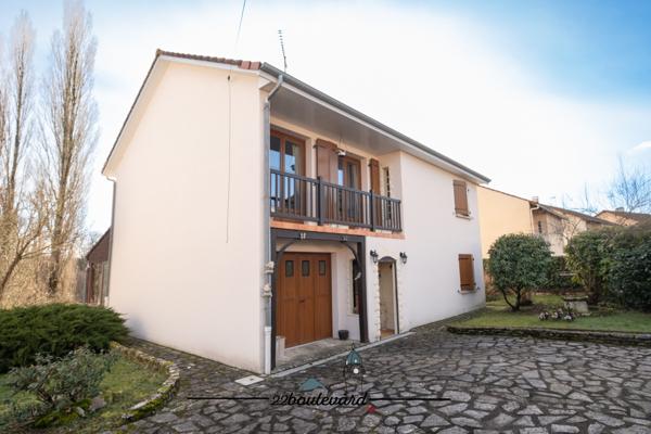 Maison 6 pièces - 130 m² Exclusivité efficity