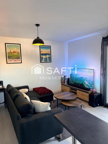 T2 calme, lumineux, balcon, fibre proche tram bus