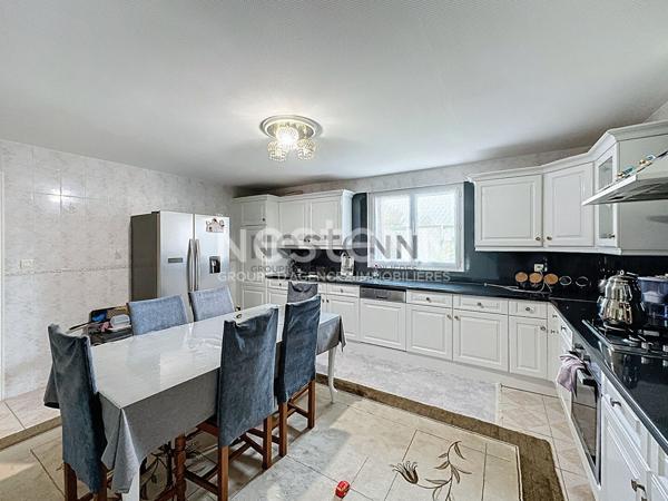Maison spacieuse à vendre à Saint Sulpice de Pommeray - 5 chambres, 213.56 m²