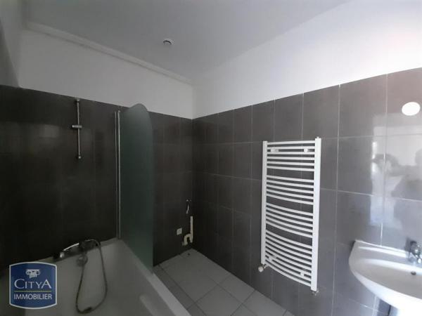 Appartement à louer 3 pièces 64.01m²