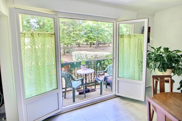 Appartement Verneuil Sur Seine 5 pièce(s) 92 m2 €249 000 ** - Référence 1014