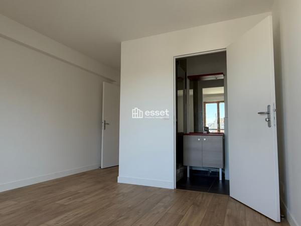 Location Appartement 4 pièces 82.8 m² - La Garenne-colombes 92250