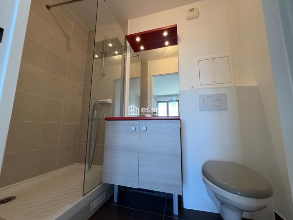 Location Appartement 4 pièces 82.8 m² - La Garenne-colombes 92250