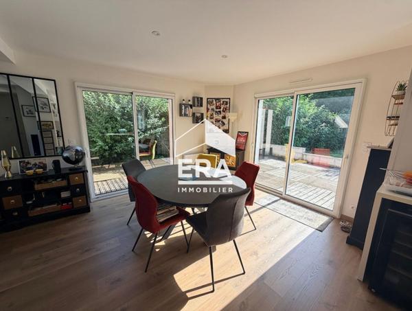 Maison Vitre 6 pièce(s) 120.90 m2