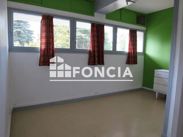 À vendre Studio 21.96 m² - Angers 49100