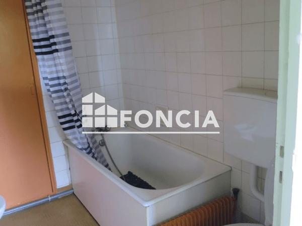 À vendre Studio 21.96 m² - Angers 49100