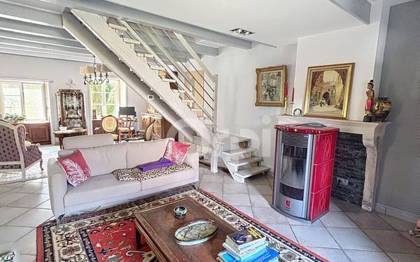 Maison à vendre    10 pièces •  Perrancey-les-Vieux-Moulins