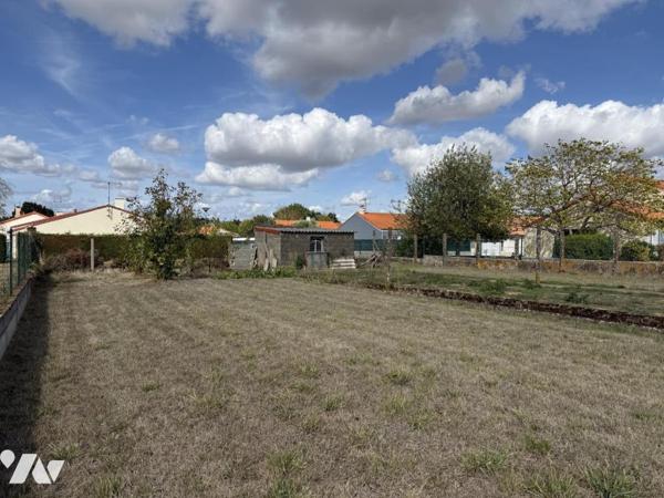 Maison traditionnelle sur sous-sol