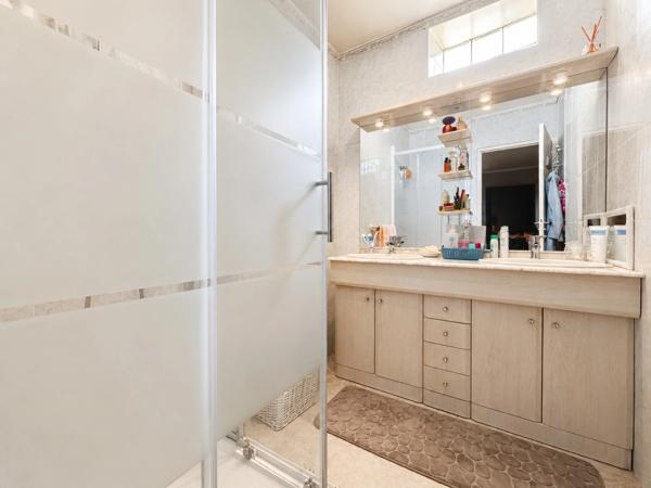 Appartement à vendre 3 pièces ALES (30)