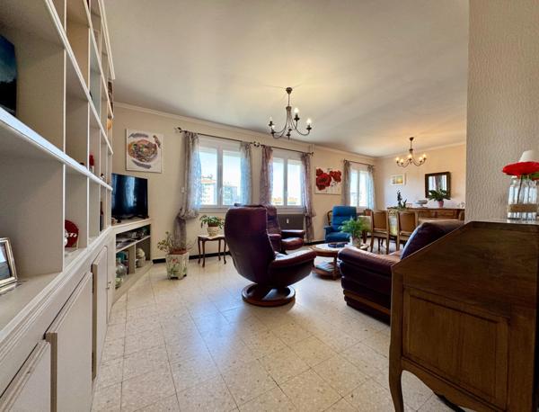 Appartement à vendre 3 pièces ALES (30)