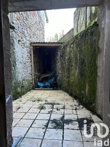 Maison à vendre 5 pièces 98 m² Saint Geniez d'Olt et d'Aubrac