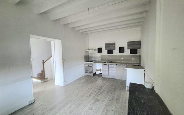 Maison à vendre    3 pièces •  Caudrot