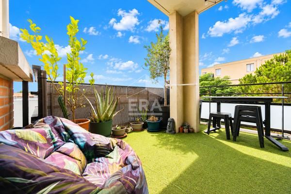 À vendre à Saint Estève : Appartement 5 pièces dans résidence avec piscine
