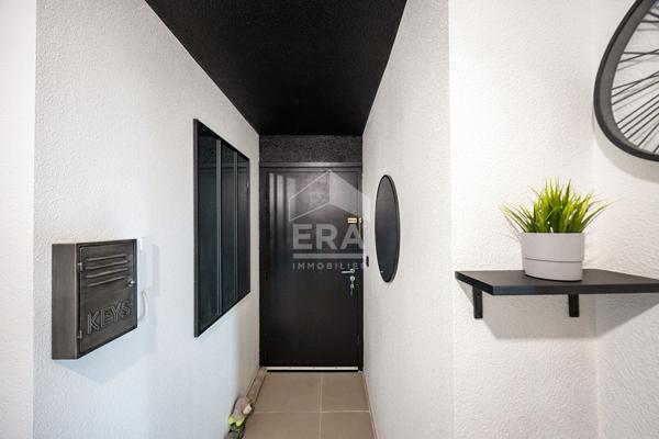 À vendre à Saint Estève : Appartement 5 pièces dans résidence avec piscine