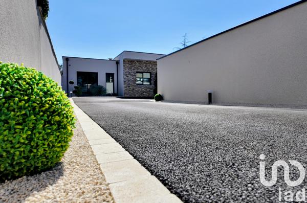 Maison à vendre 6 pièces 169 m² Bonson