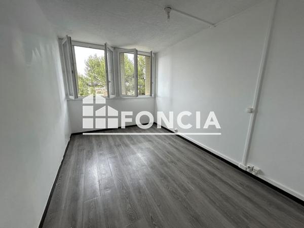Location Appartement 3 pièces 60.79 m² - AVENUE DU BORDELET Bagnols Sur Ceze 30200