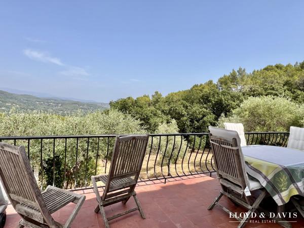 Charmante maison provençale avec vue panoramqiue - Proche village