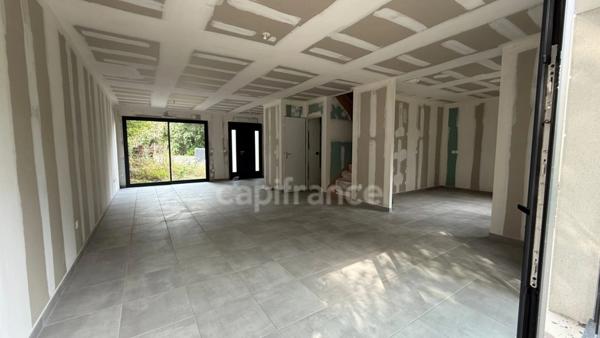 Maison neuve à vendre 7 pièces /133m habitable + Sous sol de 90m / EAUBONNE(95600)