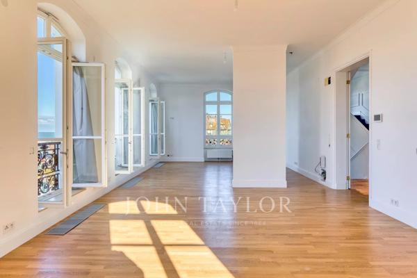 Trouville-sur-Mer - Magnifique maison de 458 m² - Vue Panoramique sur la Mer - Division appartements possible