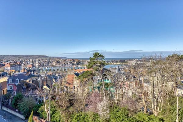 Trouville-sur-Mer - Magnifique maison de 458 m² - Vue Panoramique sur la Mer - Division appartements possible