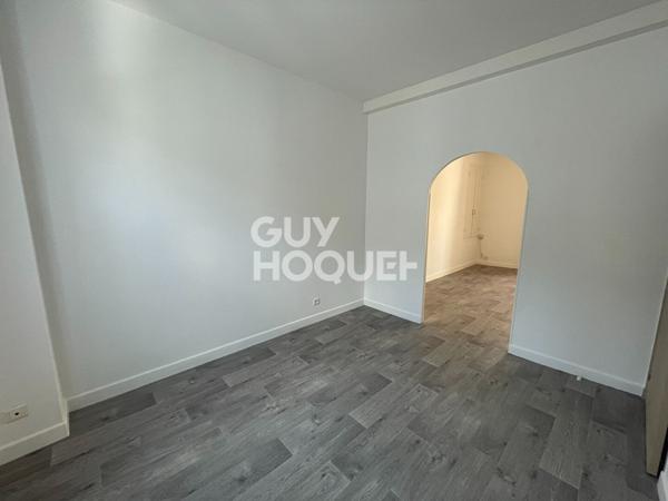 Appartement T3 en duplex, avec terrasse, proche toutes commodités