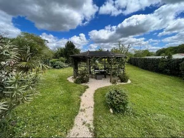 Rezé plain-pied sur son beau jardin 595 000 € FAI 3415MG – nantes Sud Immobilier