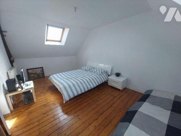 Maison à vendre à Vitré (35500) en Ille-et-Vilaine (35)

A quelques minutes du centre-ville, ...