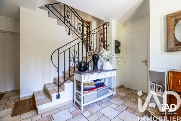 Maison à vendre 10 pièces 232 m² Bornel