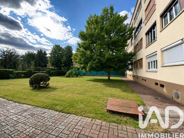 Appartement à vendre 4 pièces 68 m² Saint-Ouen-l'Aumône