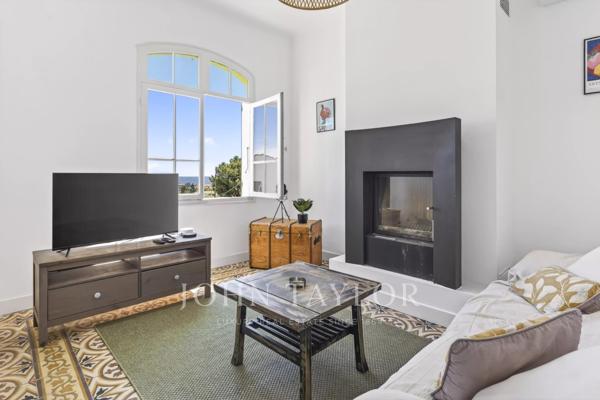 Appartement indépendant avec aperçu mer à Bandol – Jardin et potentiel d’aménagement