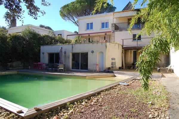 Maison 10 pièces - 220 m² Bien prestige